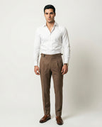 Camisa Minimalista de Cuello Cooper
