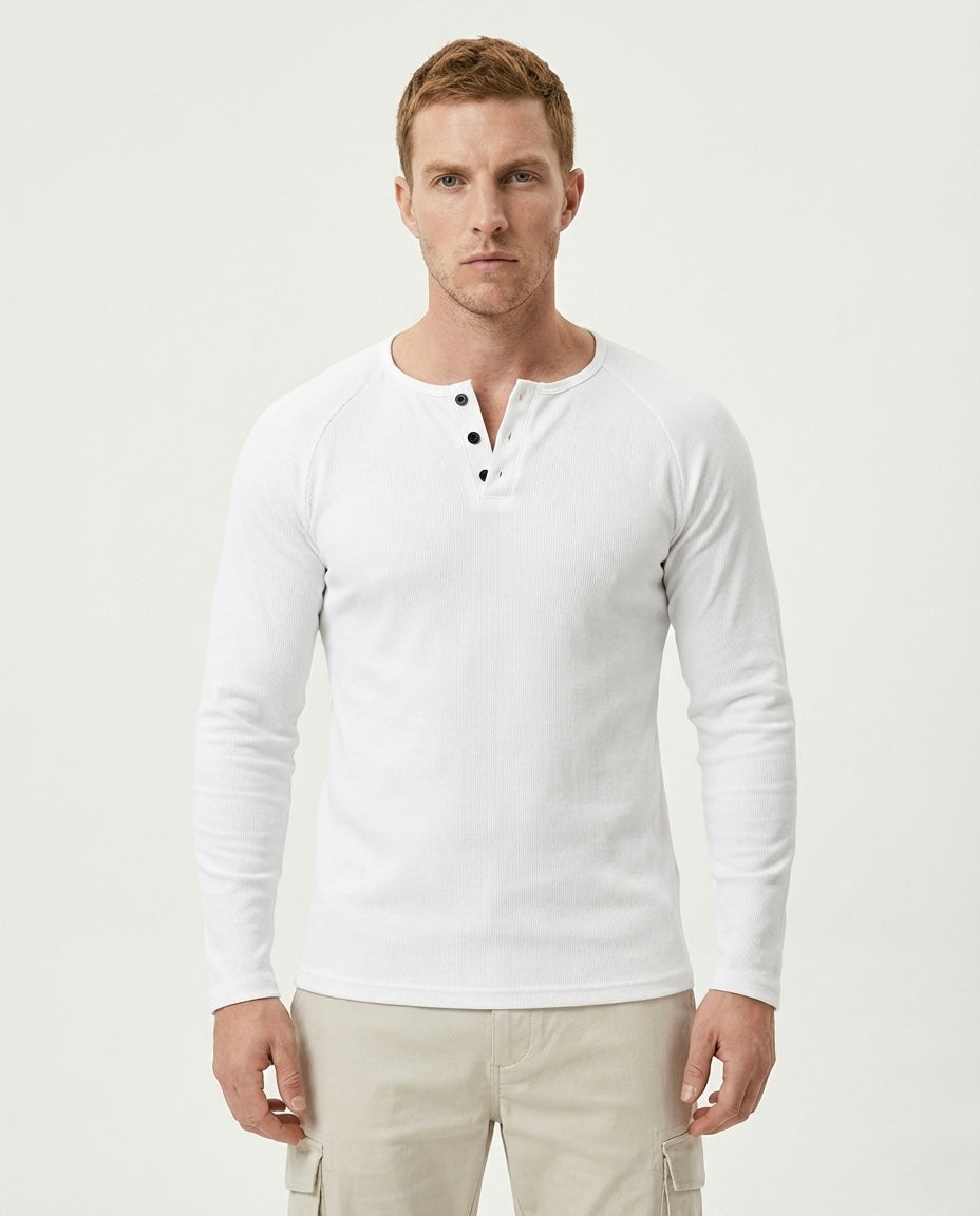 Camiseta "Henley" Premium de Punto Acanalado