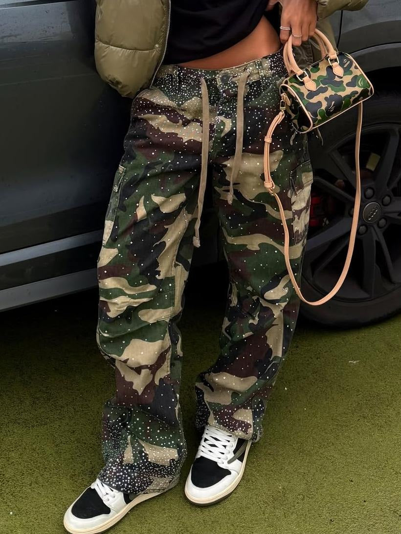 Elya | Jeans Oversize estampado militar