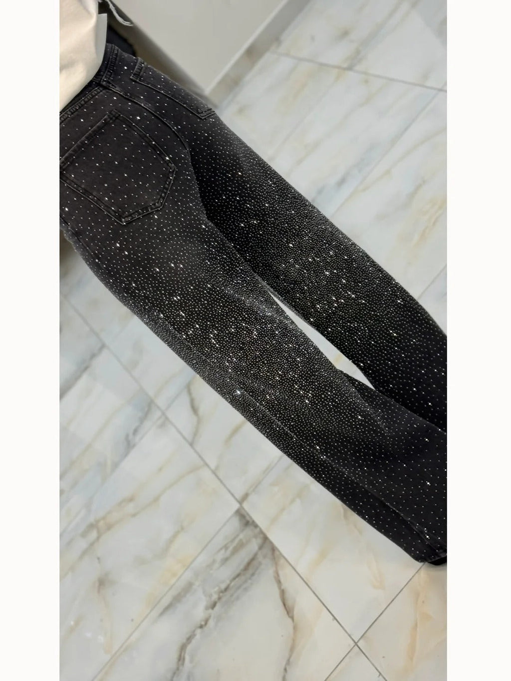 Malena | Jeans con detalles de brillantes