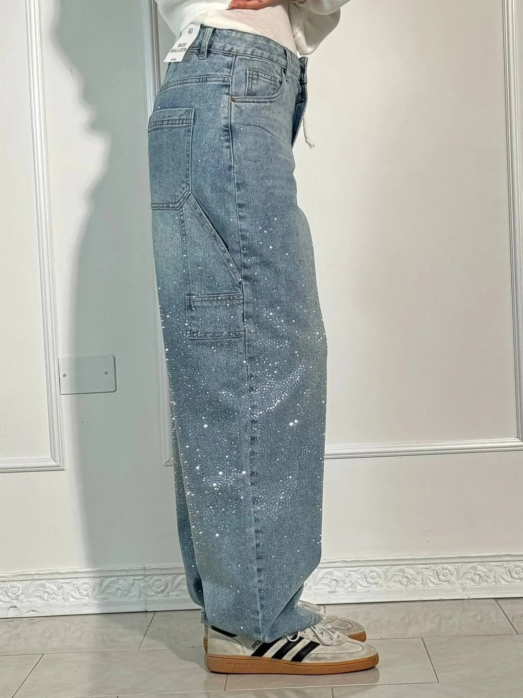 Sara | Jeans anchos con brillantes
